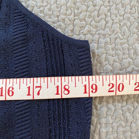 Carlisle New York - Soft Sleeveless Knit Dress with Slit - Picture 10 of 13